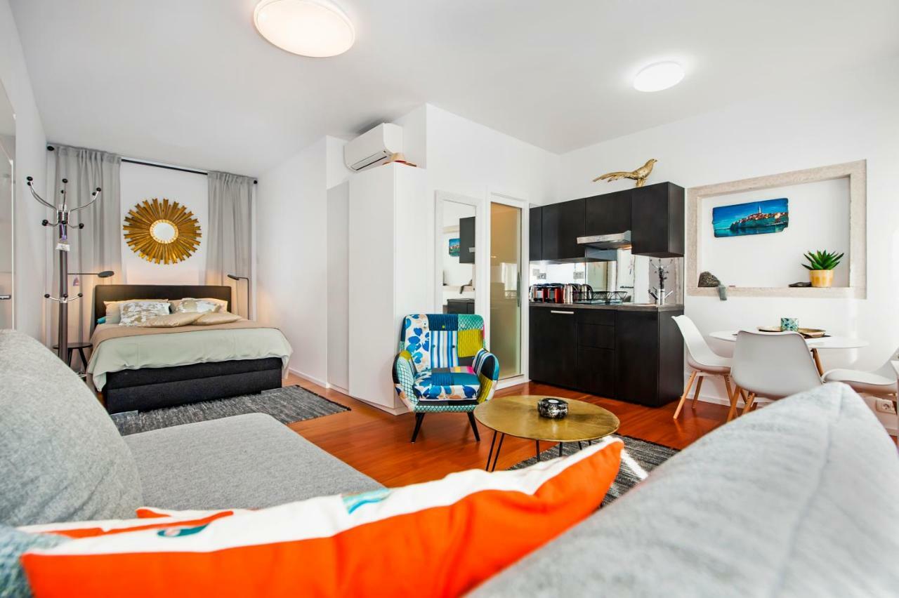 Apartments Sea View - Sunrise And Maremonte Rovinj Dış mekan fotoğraf
